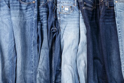 studio-shot-jeans-clothing-denim-2023-11-27-04-53-22-utc.jpg